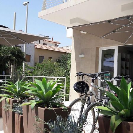 Via Del Faro Apartments توري كان المظهر الخارجي الصورة