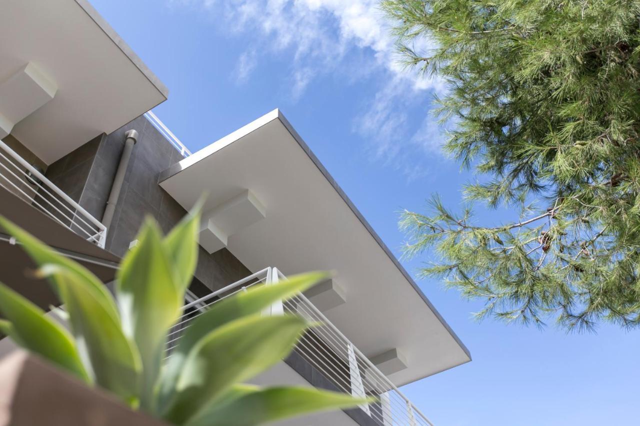 Via Del Faro Apartments توري كان المظهر الخارجي الصورة