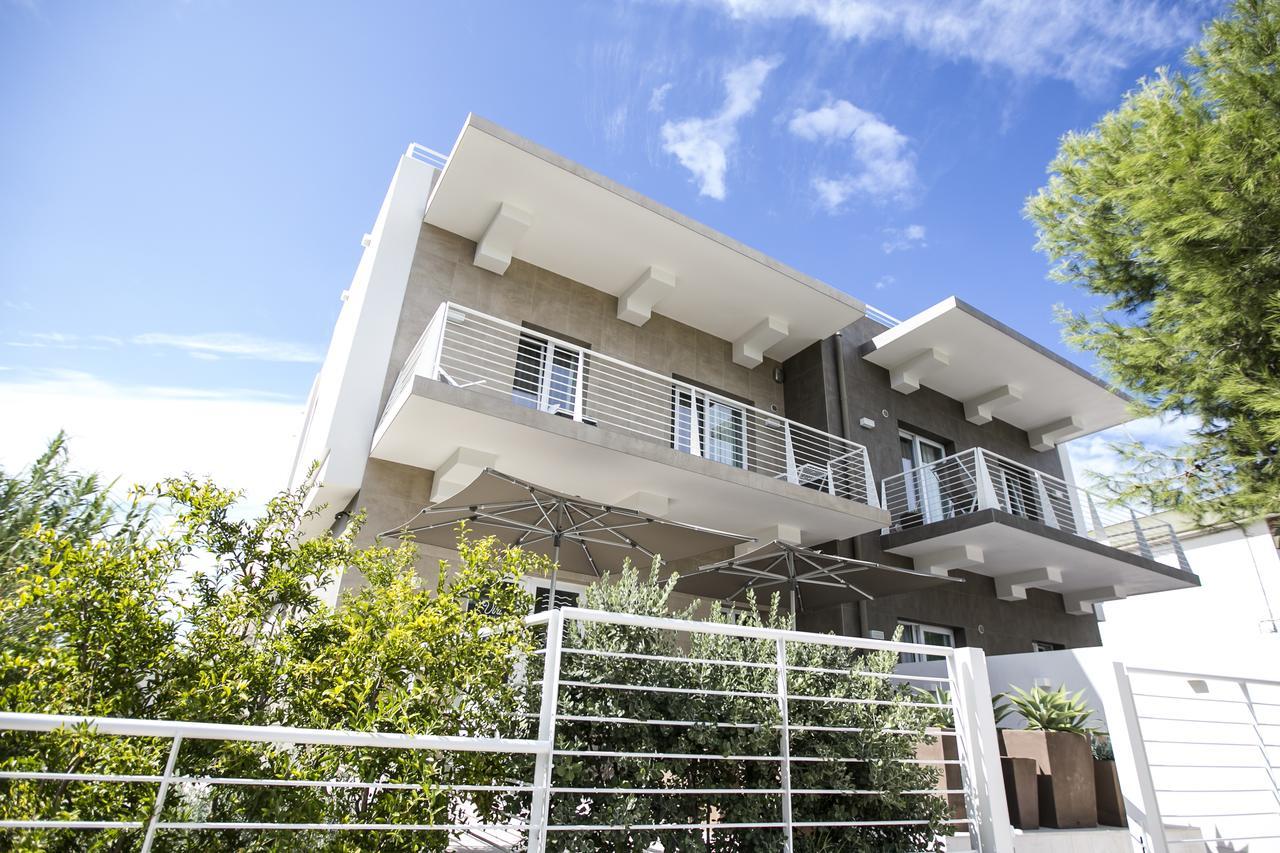 Via Del Faro Apartments توري كان المظهر الخارجي الصورة